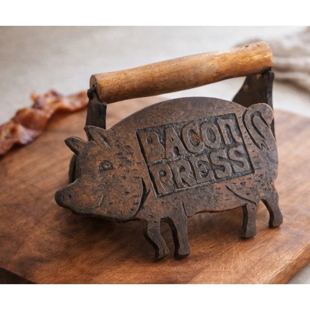 Vintage Cast Iron Bacon Press Pig Shape – Rustic Farmhouse Kitchen Tool